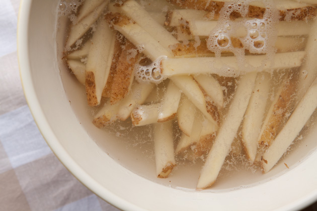 Crispy-Oven-Fries-9