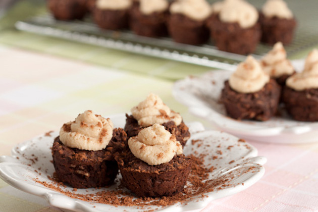 Two-Bite-Blackbean-Fudge-Cupcakes61