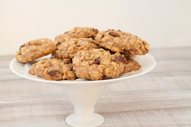 chewy-oatmeal-cookies-1